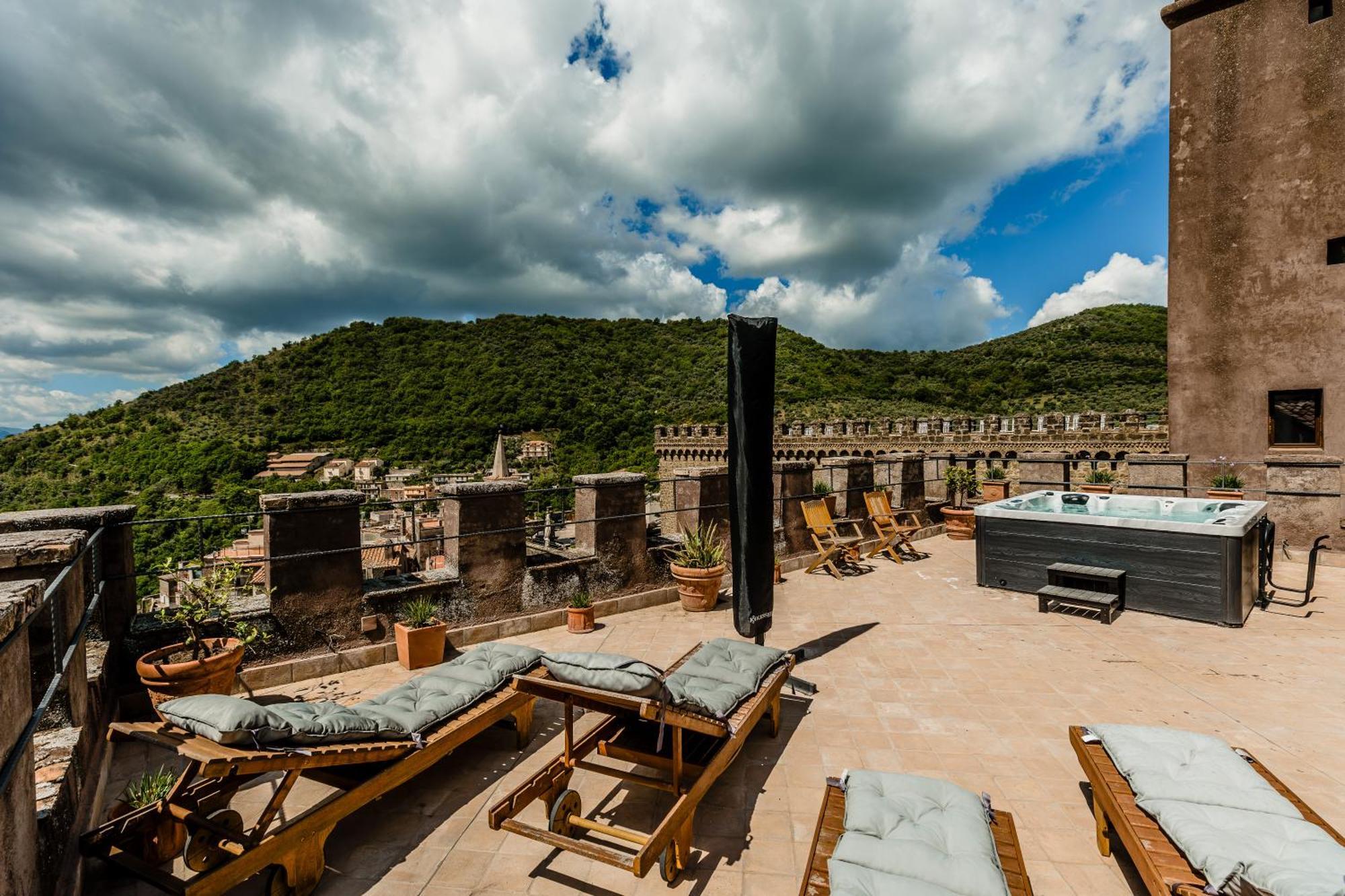 Castello Brancaccio Hotel San Gregorio da Sassola Buitenkant foto